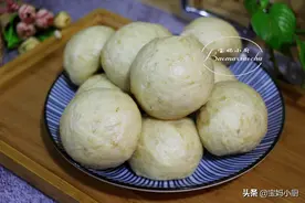蒸了一锅低脂馒头，软乎营养还低卡，做一回吃一周，饱肚不长肉图片
