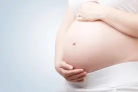 手术室里的“水漫金山”图片