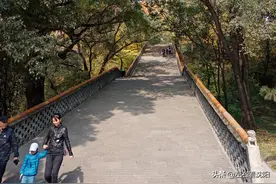 左右看沈阳 之沈阳东陵公园----一百单八蹬图片