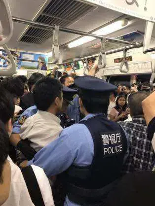 日本电车痴汉？这款曝光色狼的APP可还行？