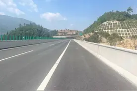 即将通车！个旧到建水、元阳又有新路线了图片