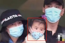 女儿抓周礼，抓了全家最不希望娃抓的东西，高圆圆：不愧是亲女儿图片