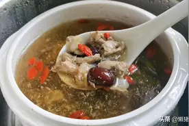 老婆贫血没精神，村里90岁奶奶教我的方法，一碗汤就解决问题了图片