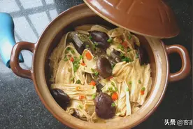 3条鱼一把腐竹，我家吃鱼10顿有5顿这样做，汁香下饭没腥味图片