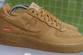 资讯 | 就离谱！Supreme x 小麦AF1又开始盖章？图片