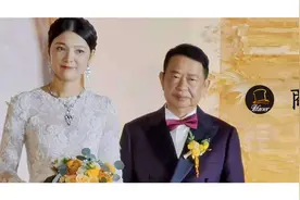 63岁董事长娶38岁新夫人，老少配夫妻有什么特点？图片