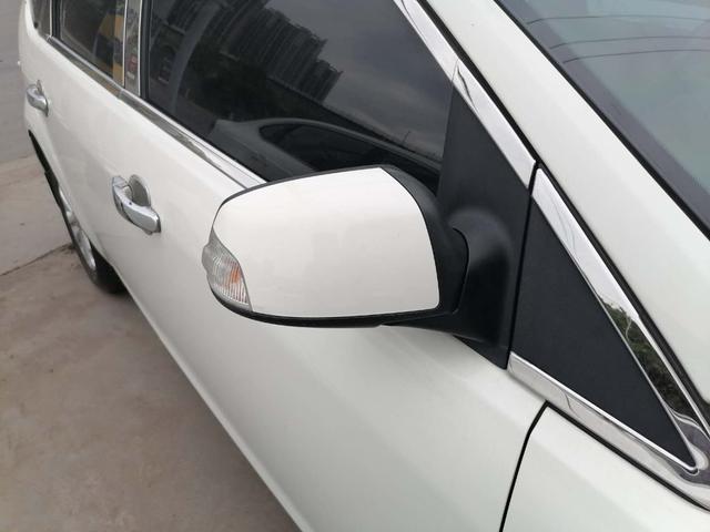 期待已久的经典福克斯两厢版，胖哥已顺利拿下，1.8排量手动挡