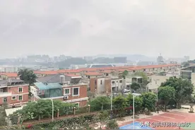 深入肇庆富人区，不愁卖，贫穷限制了我的想象力 半山腰大别墅图片