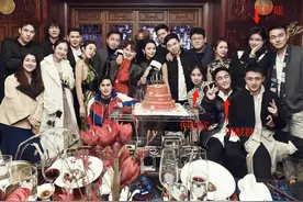 何猷君和富二代朋友们庆祝26岁生日，平民妻子奚梦瑶在家带儿子图片