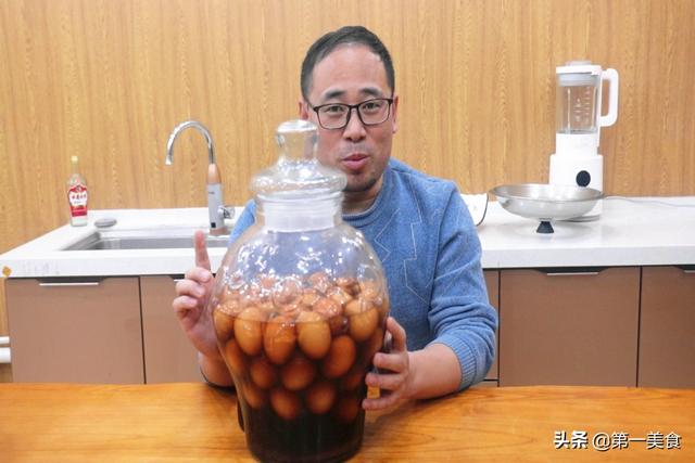河南老法腌鸡蛋，个个起沙、金黄流油还不咸，用经验告诉你怎么做