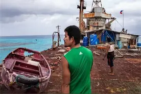 赖在仁爱礁破船的菲军，过得如何？做饭靠发电机，通讯靠蓄电池图片