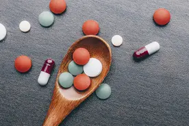 亿腾医药冲刺港股IPO，业绩严重依赖商业化产品销售图片