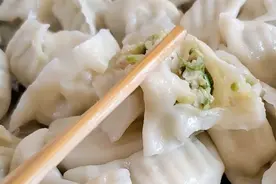 立秋以后，我家就爱吃黄瓜馅饺子，比韭菜白菜还鲜美，好吃长不胖图片