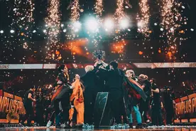 外媒票选历届冠军排行：SKT三冠前五！FPX倒数第三图片