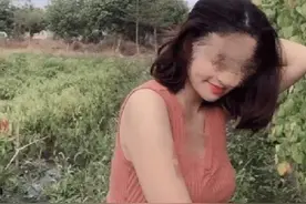 上海一大妈假扮女总裁包养小鲜肉，约定每月给5万，结局很悲催图片