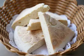 电饼铛烙饼总发硬？那是你用错方法，教你一招破解，饼香软有层次图片