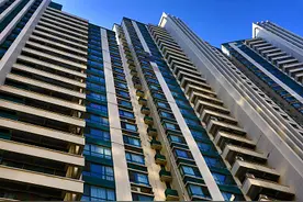 18家房企拆分物业拟赴港IPO，港股物业板块市值超3000亿港元图片