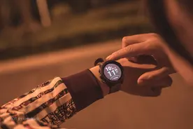 跑几步就知道了！真的甩智能手表几条街，佳明245上手体验图片