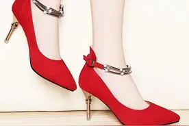 这5款高跟鞋，让你走到哪都不怯场，小姨最爱第3款图片