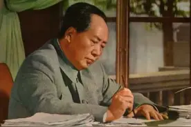 毛泽东逝世45周年：他以笔为剑，字字铿锵！图片
