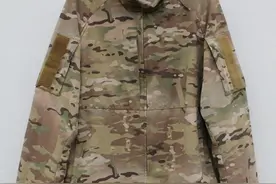 战袍进化——两代CP Fieldshell冲锋衣图片