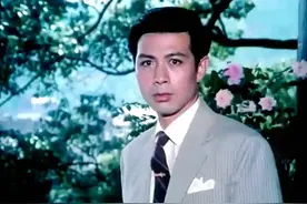 80年代当红男星陈少泽：没有房子不敢结婚，最红时息影图片