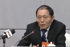 「河南代表团分组会议」李连成：我就是来感恩的图片