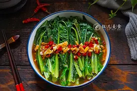 遇上这菜叶子别扔掉，教你好吃的做法，吃一口念念不忘，快试试图片
