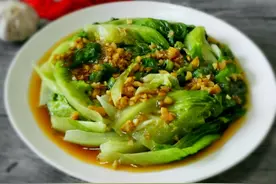 炒生菜，不要直接下锅炒，牢记3个要点，生菜脆嫩不发黑，味道香图片