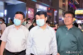 视频丨崔洪刚 张涛调研泰安老街：繁荣夜间经济 打造旅游发展“升级版”图片