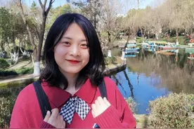湖北女神学霸：高分考入名校，专业第一，收到来自联合国的证书图片