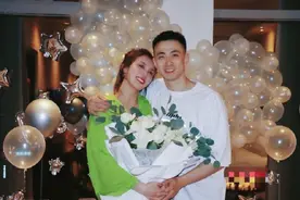 辽宁男篮好男儿！18岁与女友相恋，长跑7年，高诗岩：那我走？图片