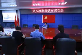 品鉴伟人诗词，回顾峥嵘岁月图片