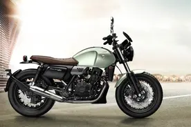 国产又一帅气两轮摩托上市，双缸水冷，排量250cc，带ABS，2.28万图片