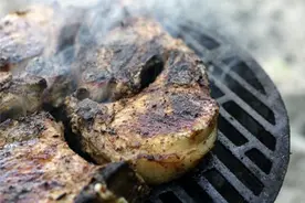 烧焦的食物对健康有害吗？图片