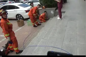 晋中龙湖街特勤消防救援站来了一位美丽的小姐姐图片