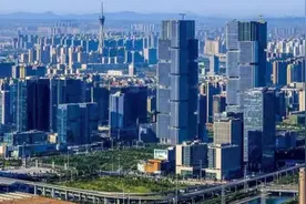 河南大都市郑州城市全景，密密麻麻的高楼群，超出了很多人的想象图片