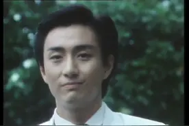 她为蒙古族，入籍新加坡，26年前反串“白玉川”圈粉无数今已隐退图片
