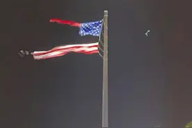 美国接连出现自然怪象，占星师预言厄运将至，网民认为因果报应图片
