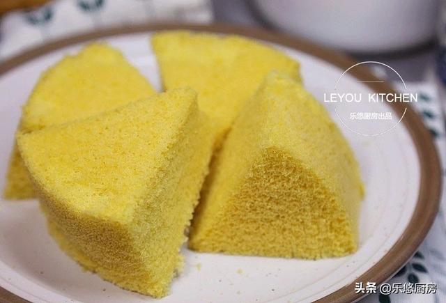 3种蛋糕，不用烤箱就能做，用的材料家里都有，过年不用买了