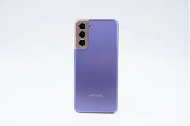 安卓机皇中的独苗，唯一一款标配充电器的三星S21充电评测图片