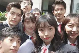 《offer》8位实习生现状：梅桢放弃大学任教机会，他俩在一起了图片