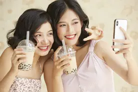 为什么建议大家不要或者少喝奶茶？经常喝奶茶会带来什么危害？图片