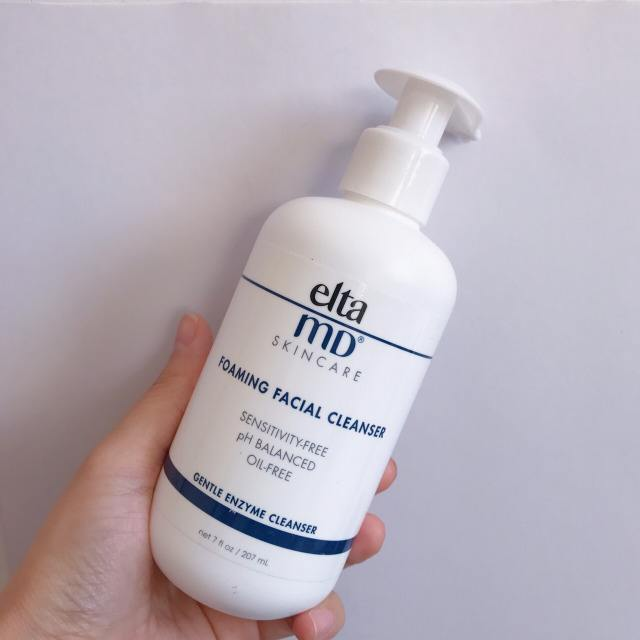 9款氨基酸洗面奶测评，胜出的竟是不起眼的国货？性价比之王