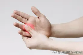 手指疼，可能是这3种疾病的征兆，医生教你两个动作，手指更灵活图片