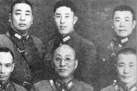 解放战争中，国军为什么有900多名中将，却大多晋升不了上将？图片
