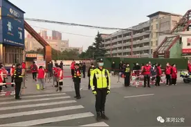 高三学子复学，漯河公安暖心护航！图片