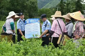 “最美警察”候选人｜凌斌：二十五载从警路，把无私奉献融入精神血脉图片