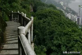 红色三岩、巴山夜雨、雄关“佛图”…渝中区政协助力打造重庆中心城区首个“5A”景区图片