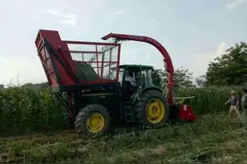 别再问价格了，这10款牵引悬挂式青饲料收获机，经用户认可图片